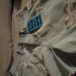Mom fit shorts ymi denim collection size 9 29 waist